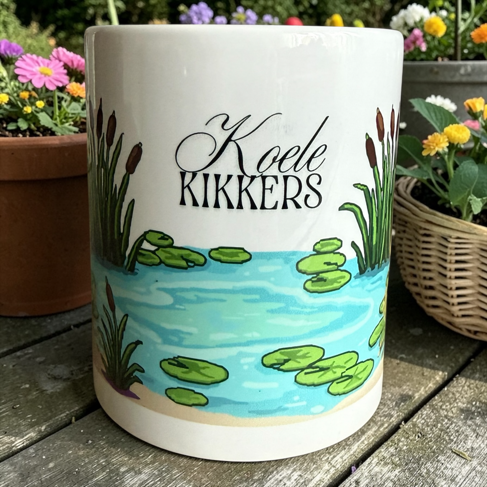 Keramische koffiemok 325ml met vrolijk kikkersmotief, ontworpen in Nederland|GFdesignNL