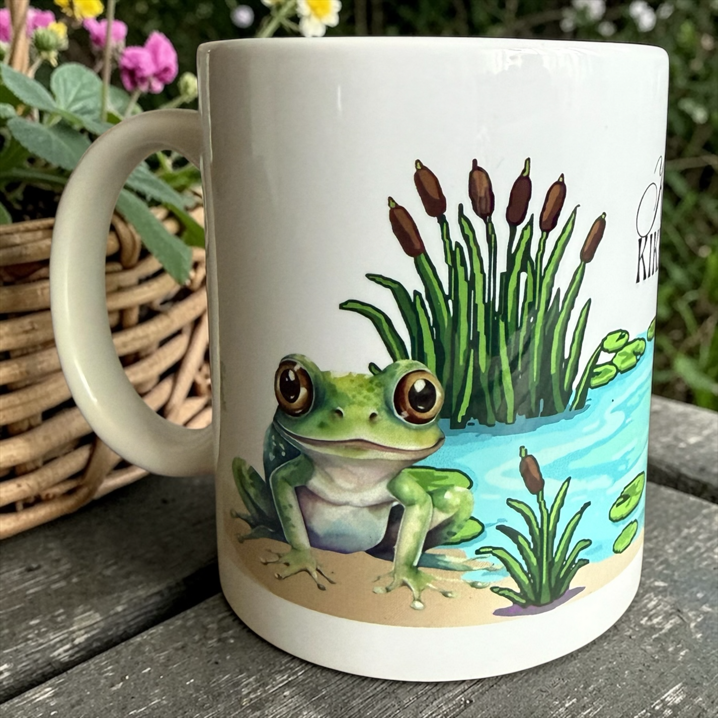 Keramische koffiemok 325ml met vrolijk kikkersmotief, ontworpen in Nederland|GFdesignNL